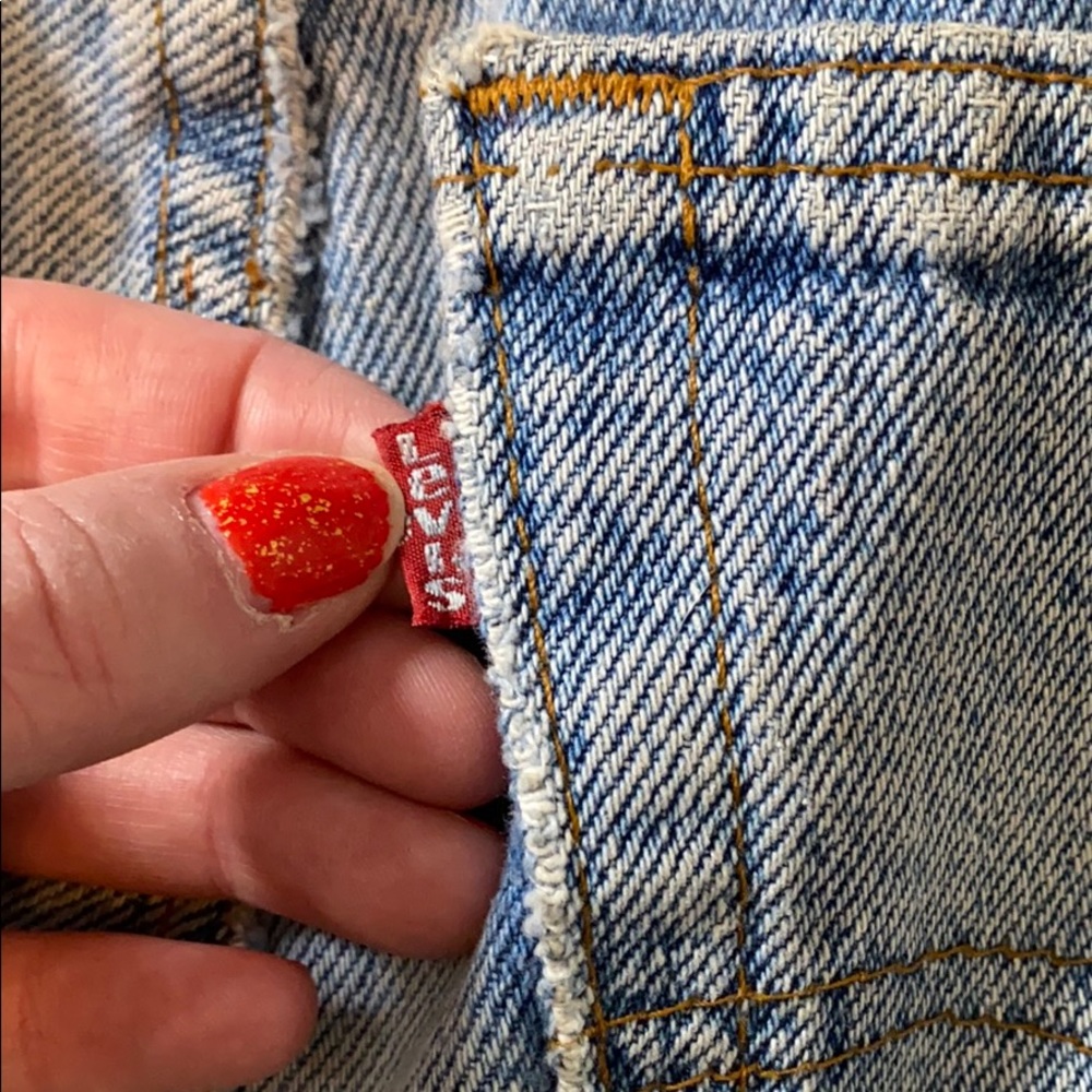 Vintage Denim Levi’s Skirt. Size 8 - Picture 5 of 6